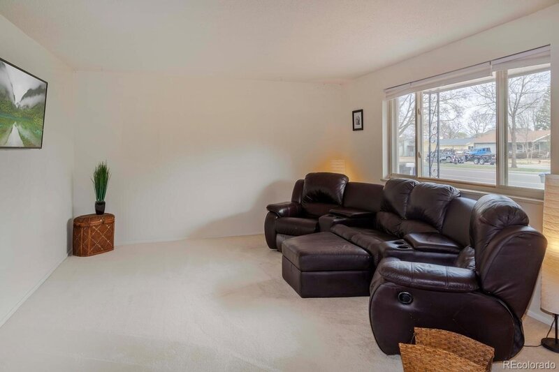 pratt living room