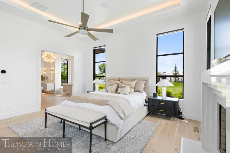 Thompson-Homes-Stillwater-Modern-Prairie-Eagle-Idaho-Custom-Home-Builder-79