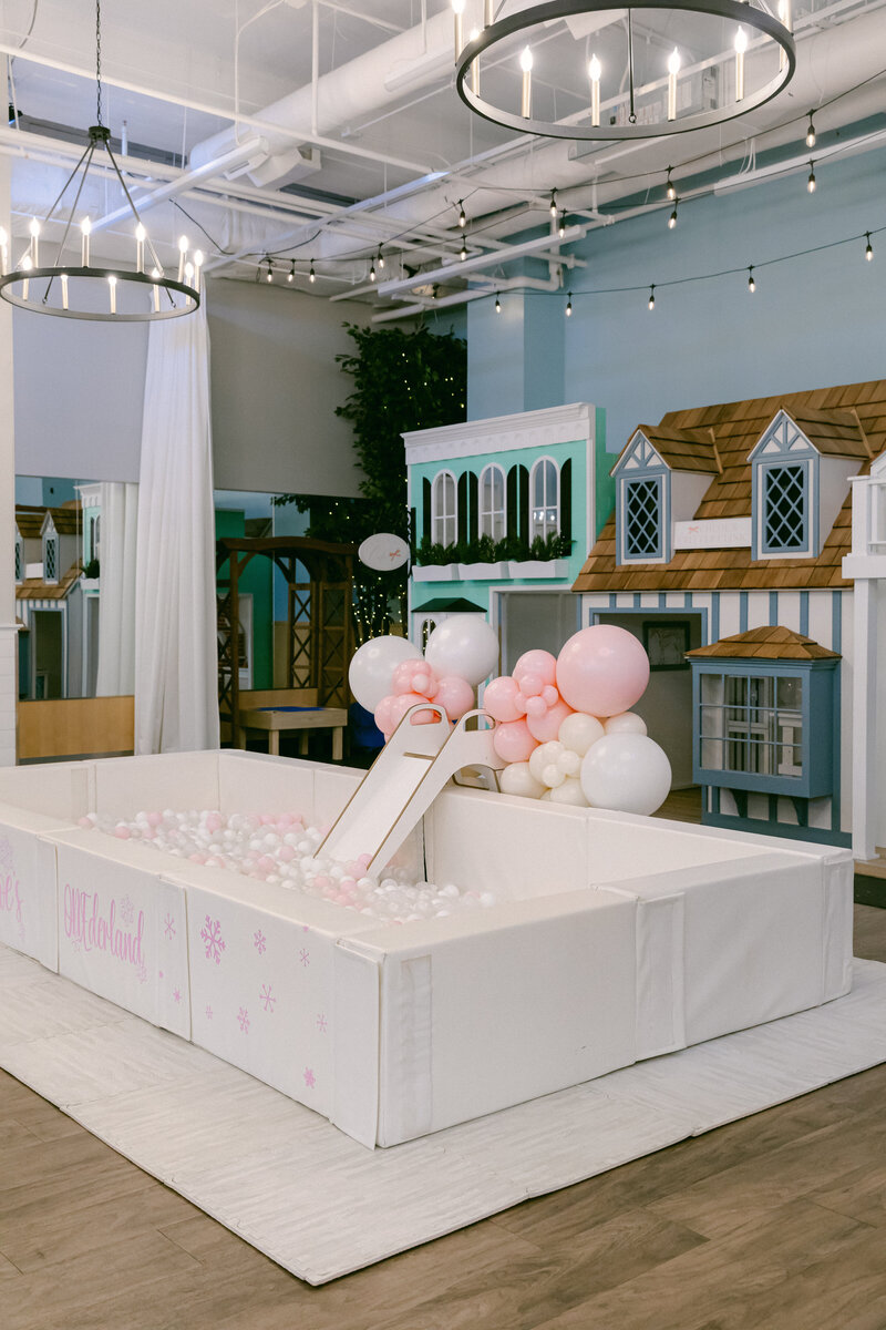 ModernLittleEvents__ChloesFirstBirthday_CourtneyBreedenPhotography-44