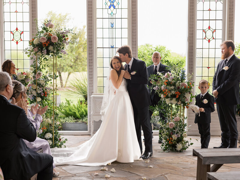 ceremony-at-gruene-estate