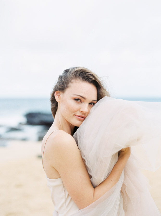 00090- Fine Art Film Hawaii Destination Elopement Wedding Photographer Sheri McMahon
