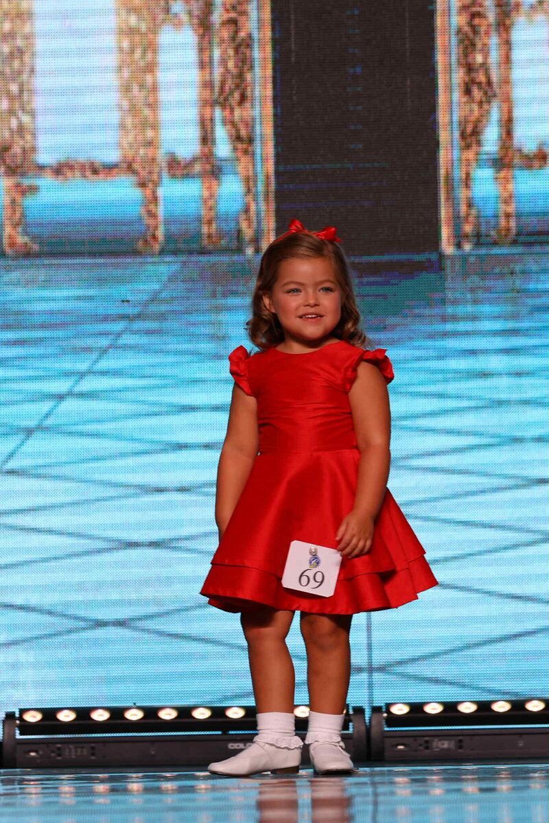 899592f0-7ff1-43fc-8867-126c9c310815