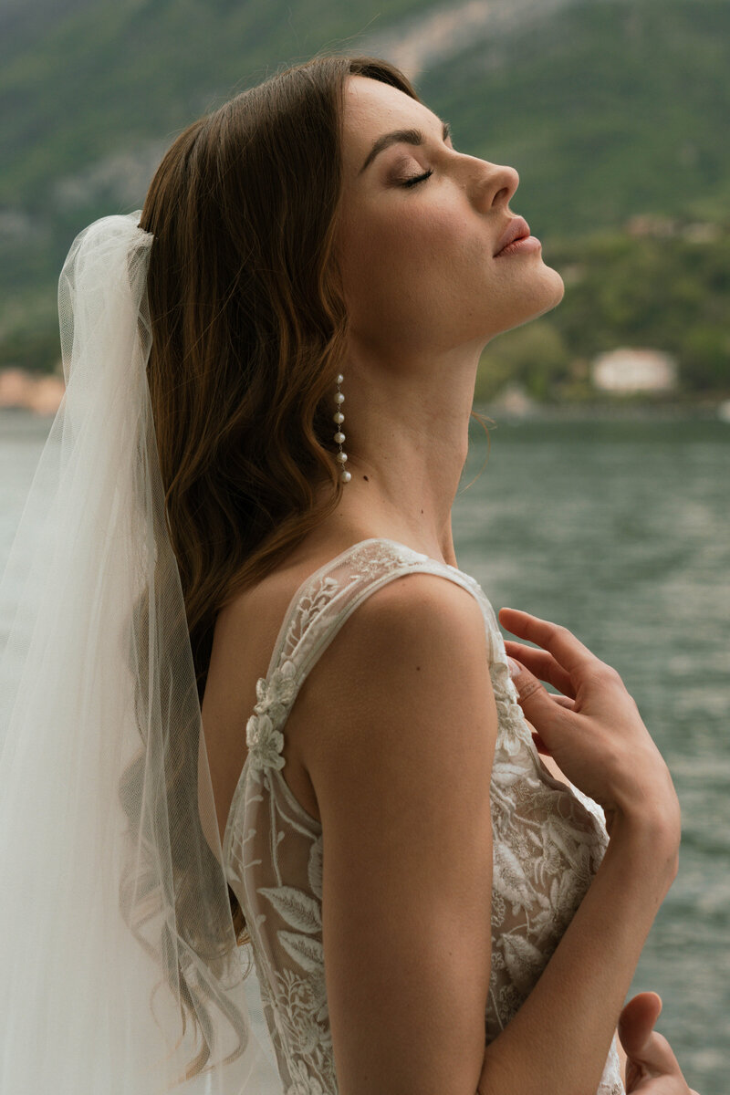 italy destination wedding bellagio lake como romanctic documentary authentic photographer europe elopement