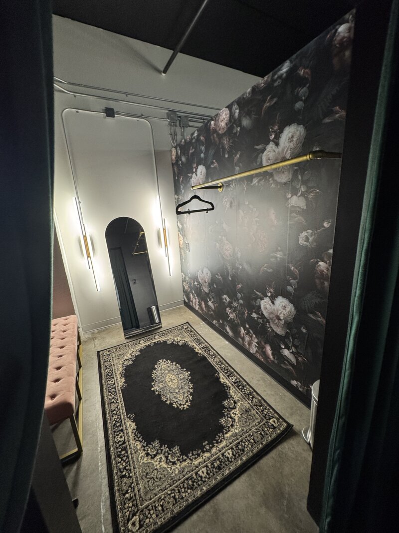 Performer and actor headshots at Megan Engeseth Photography St. Paul