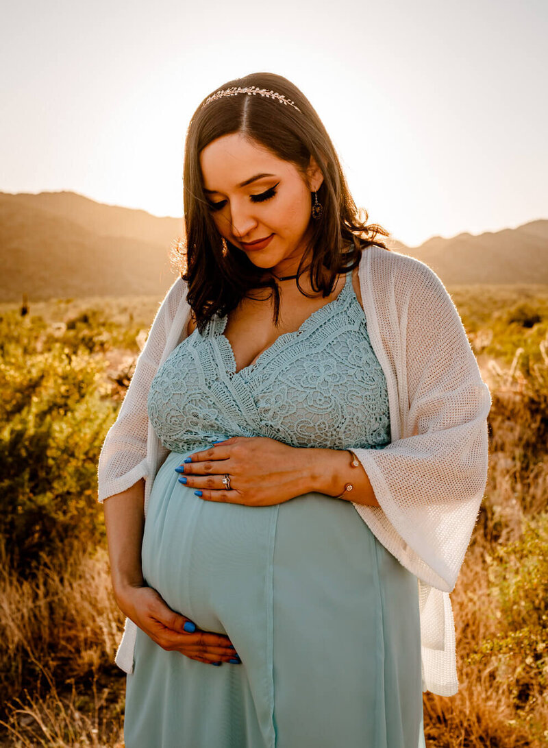 maternity portrait session by phoenix photographer Amber, in desert