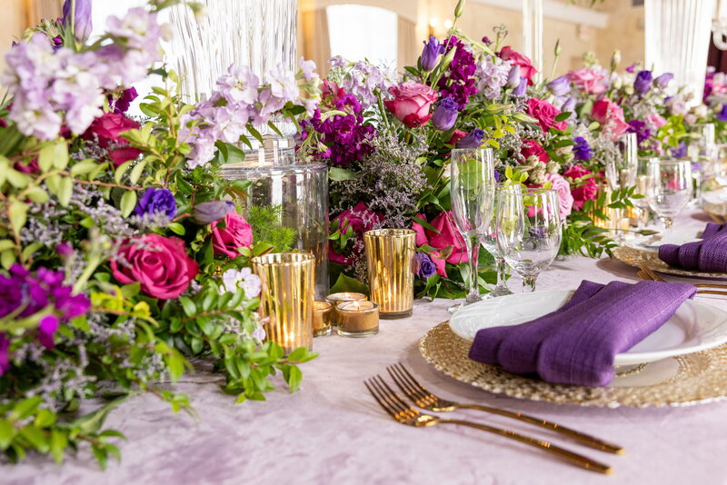Tropcial tables for wedding
