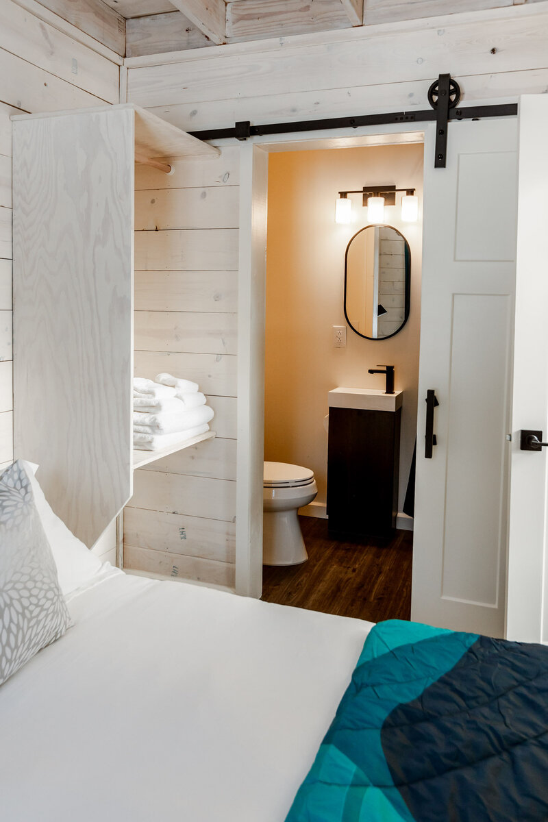 mitre_pepper_bed_bath_vert