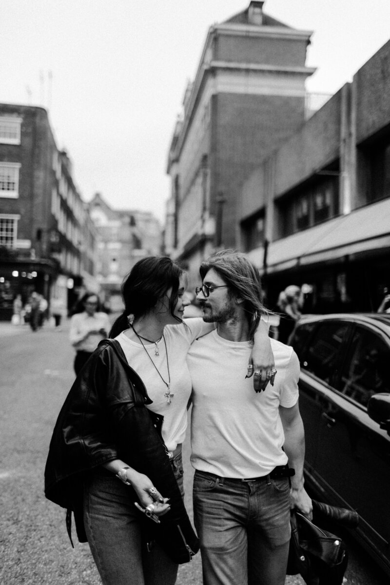 Couple in London-23