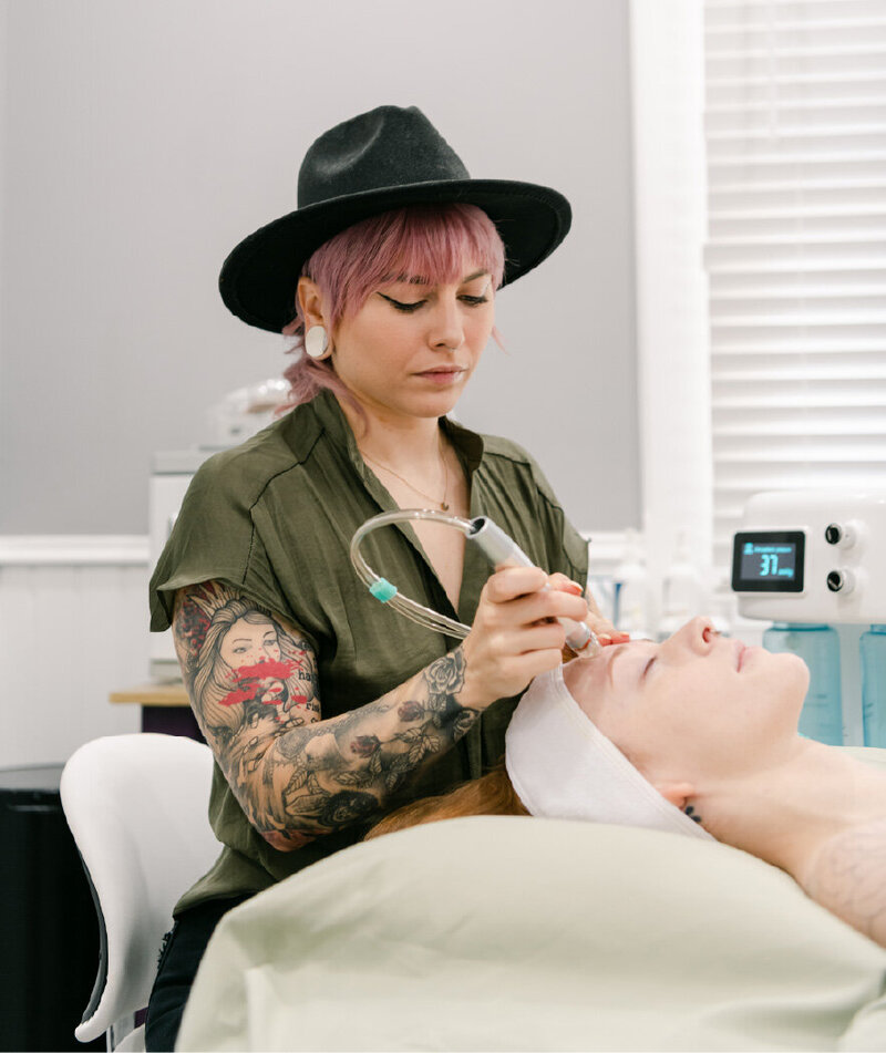 Ari Esthetics Facials in Sacramento
