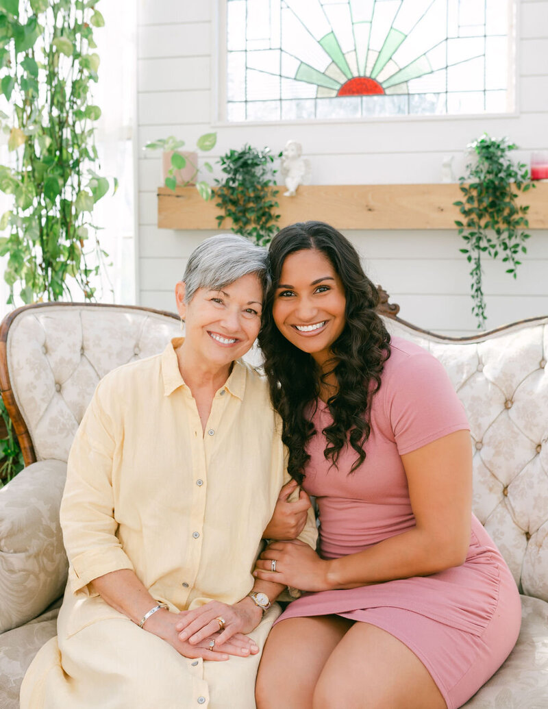 21-Lifestyle-Family-Greenhouse-Portrait-Natural-Beauty