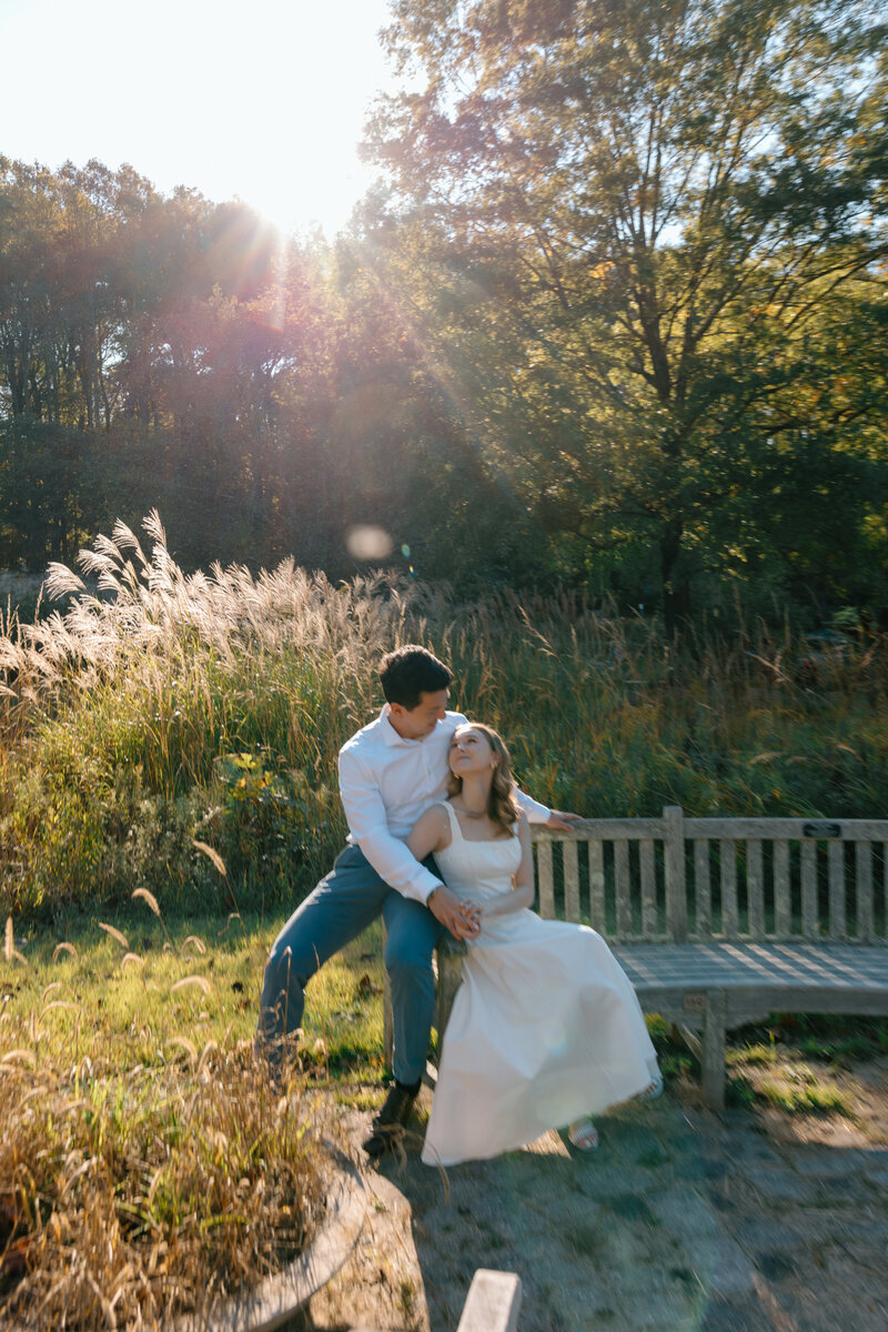 a documentary photo of a couple in love at Meadowlark Botanical Gardens in Vienna Virginia
