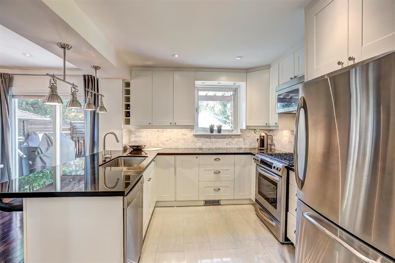 15-Kitchen-3