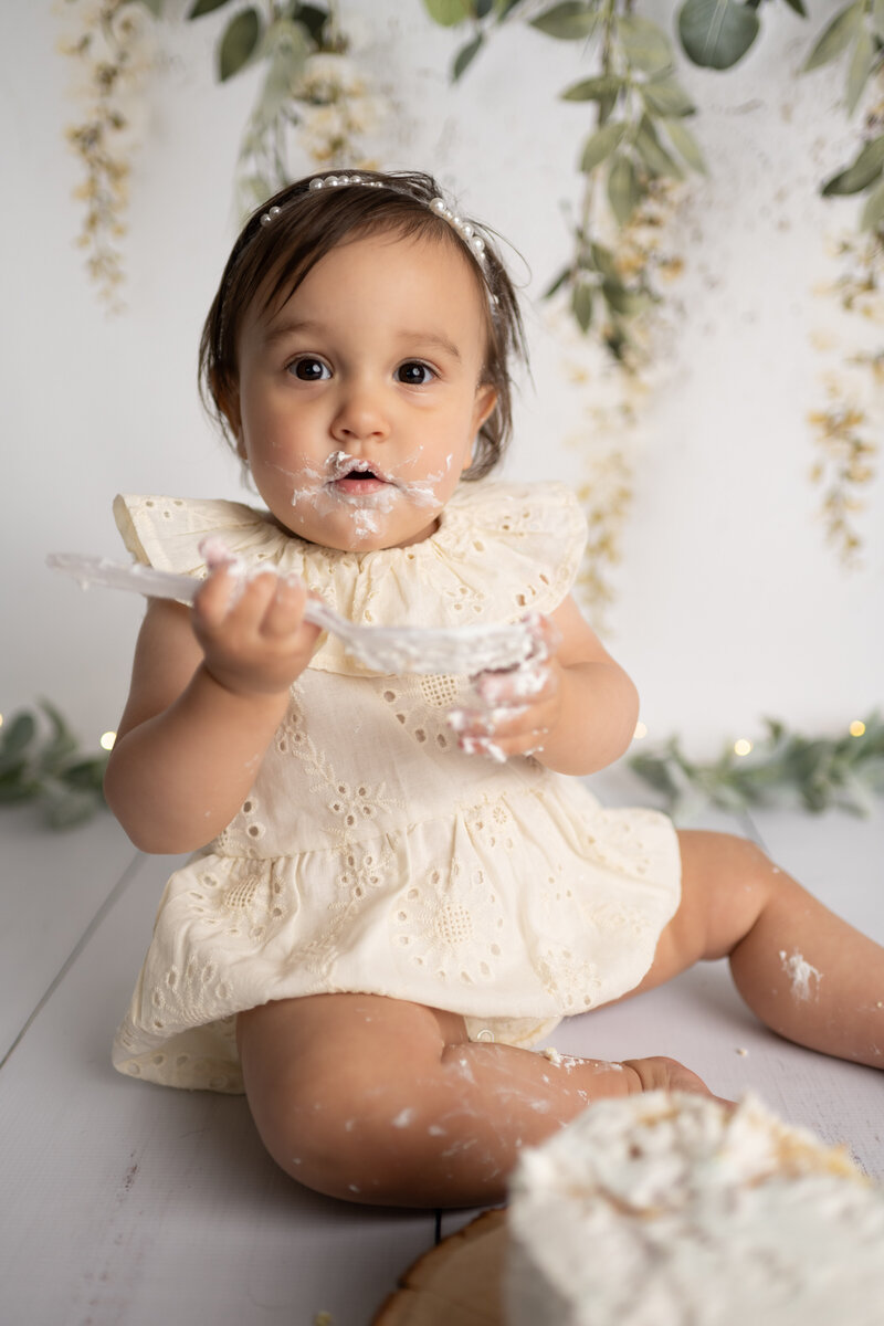tricities-wa-cake-smash-child-photographer-2024-6