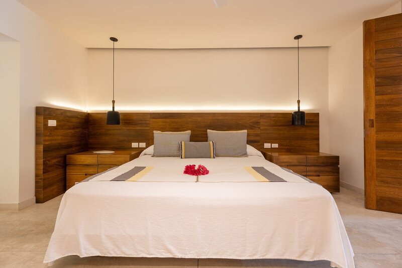 04-1-2-Careyes-Mexico-Properties-El-Careyes-Club-and-Residences-14-3BD-Bedroom-1026