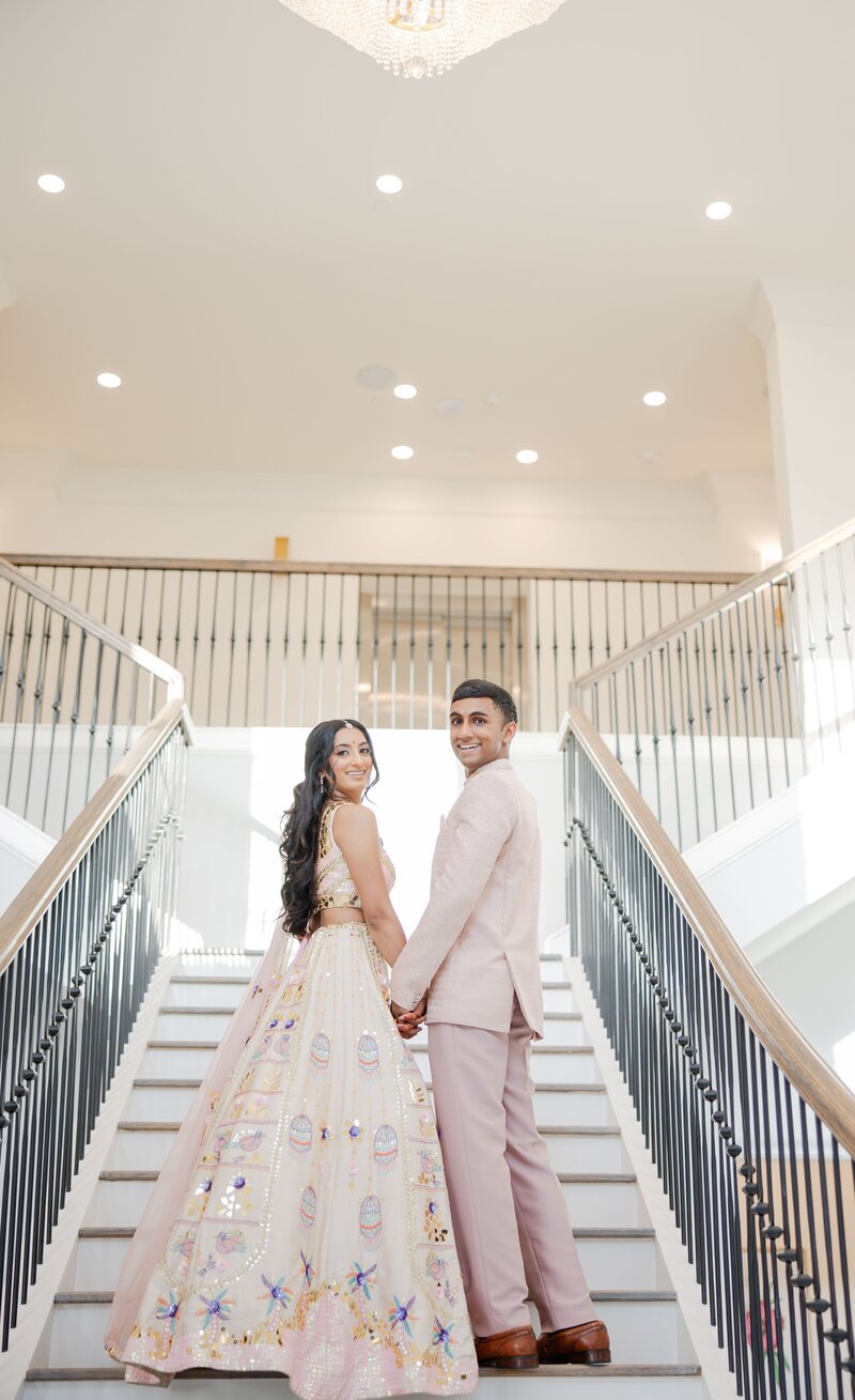 Event-couple-photography-poses-ideas