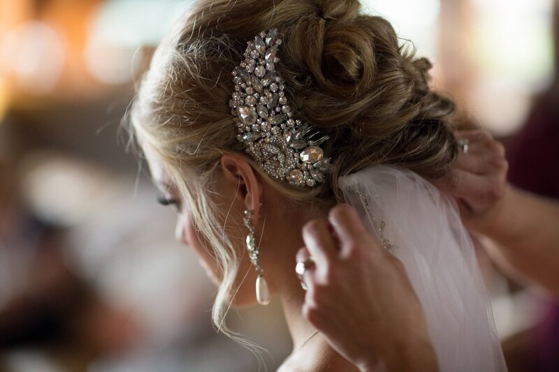 Colorado-Wedding-Photographer-Getting-Ready-Wildflower-Weddings-11