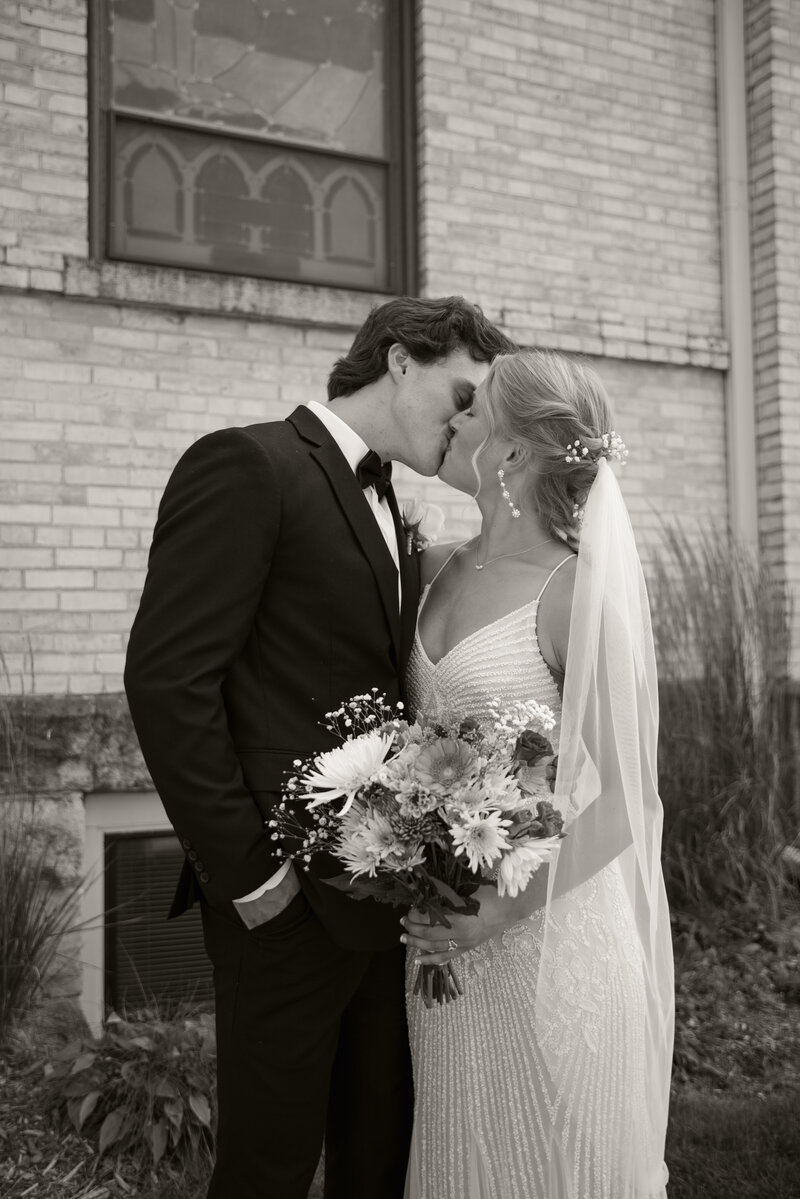 bridal portraits from wisconsin wedding photographer
