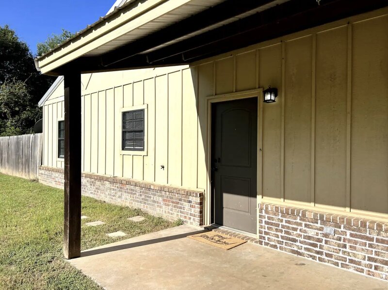 TylerAirbnb-TylerApartmentAirbnb-TylerVacationRentals-2