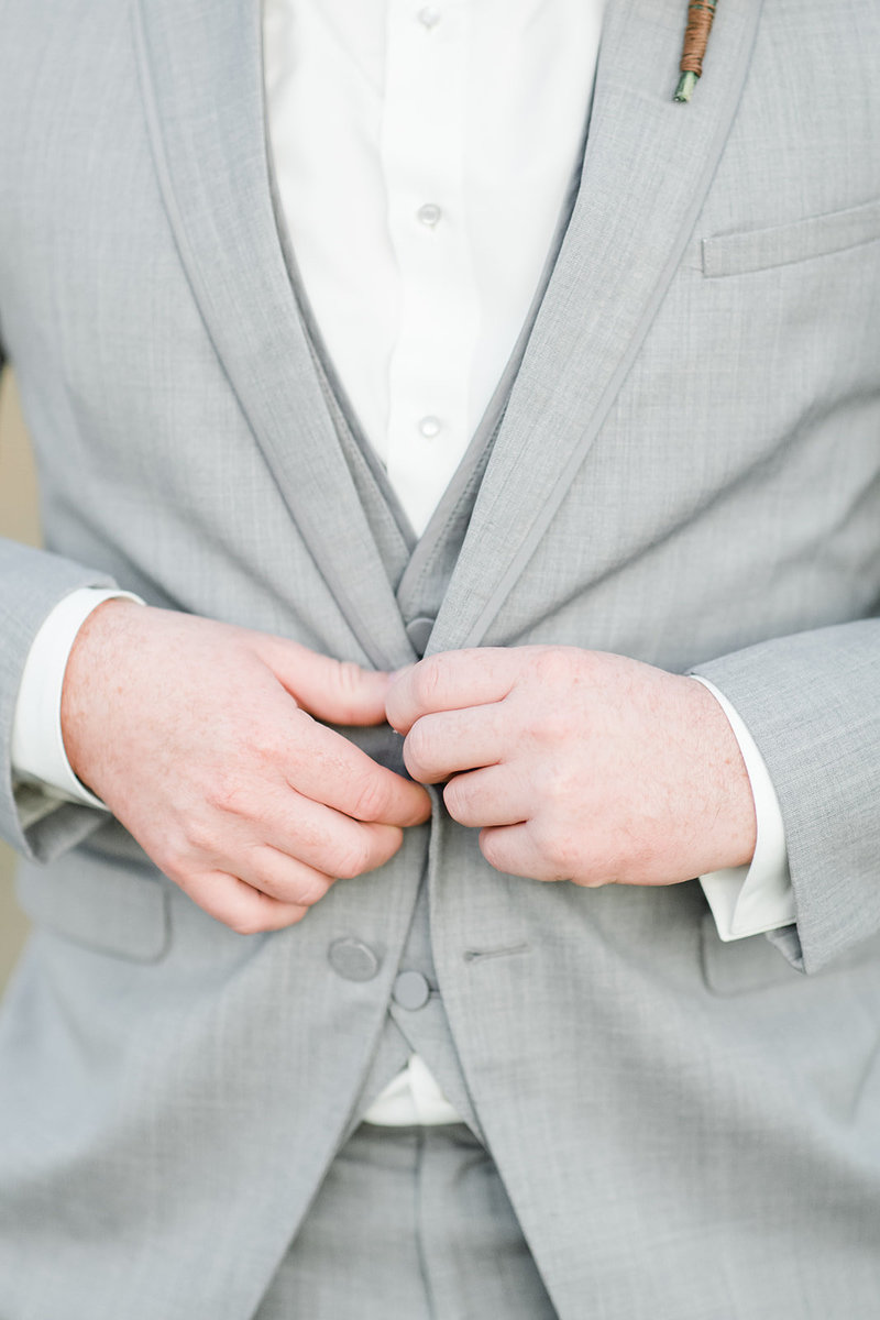 Warehouse-Event-Center-Rayne-Wedding-Photographer_35