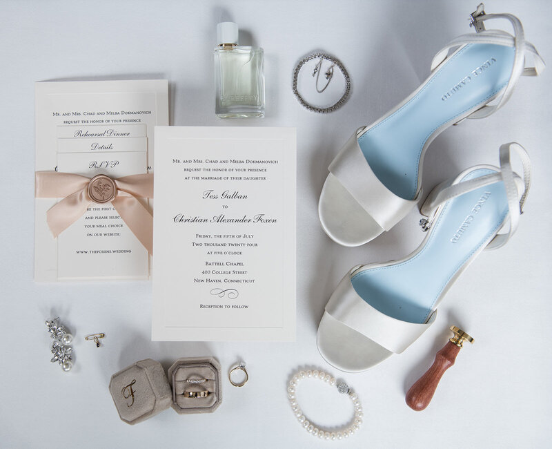 Tyde at Walnut Beach Romantic and Timeless Summer Wedding