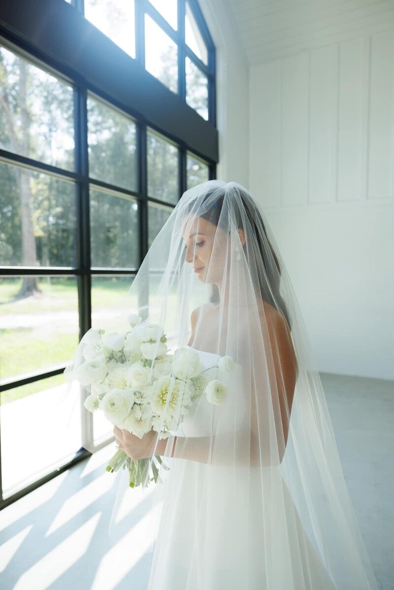 A timeless bridal look created by a dedicated Houston makeup artist at Muse, ensuring flawless makeup for Houston weddings and bride-to-be styling in Houston, TX.