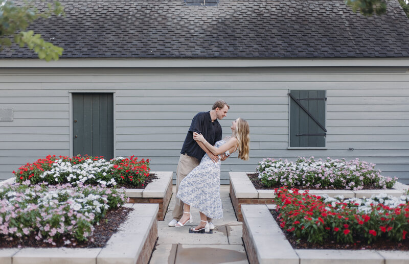 Alabama Wedding Photography that focuses on documentary and editorial photographs while staying true to color.