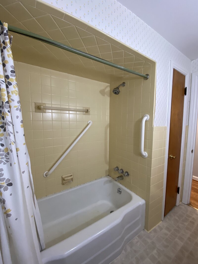 Atlanta Based Interior Designer e-design classic interiors bathroom renovation