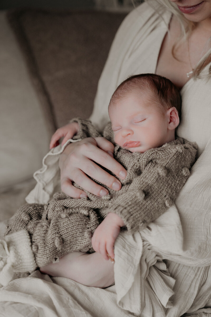231115 Newbornshoot Laura DSC06076 36