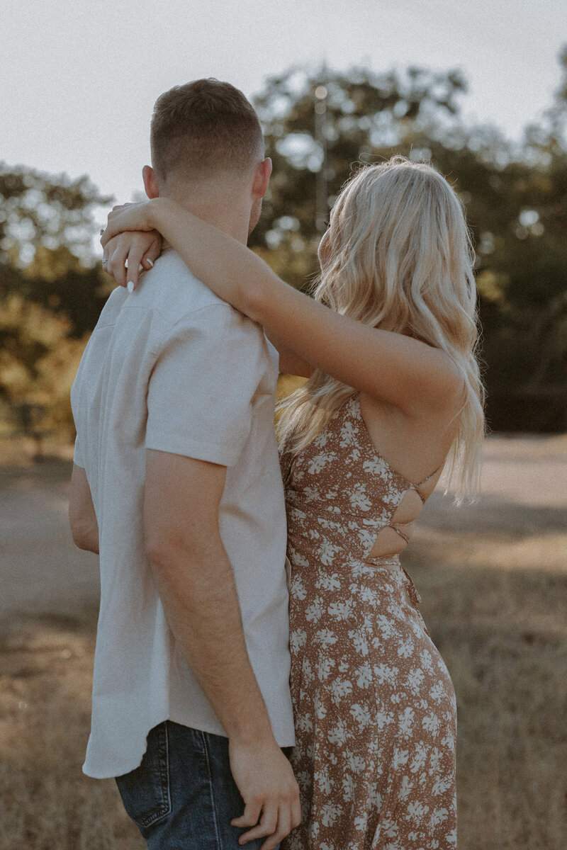 Engagement photo outifits