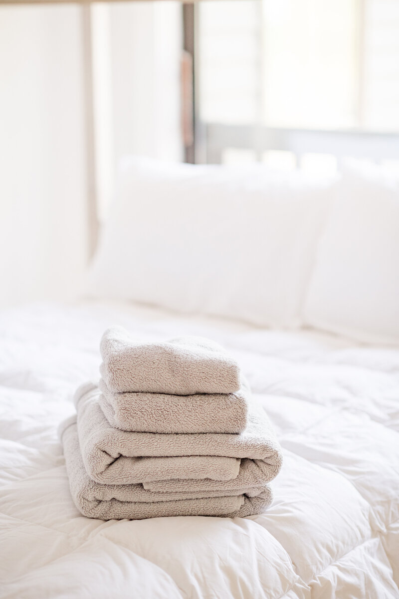 towels folded on luxury bed