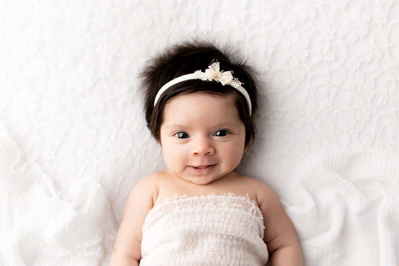 Surrounded by White – A Baby Girl Photo Shoot – Dallas Newborn