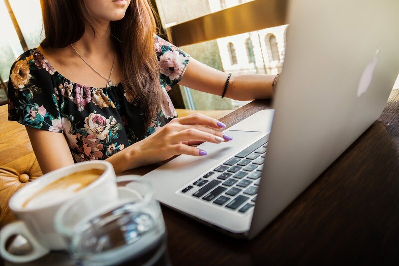 woman-coffee-busy at work