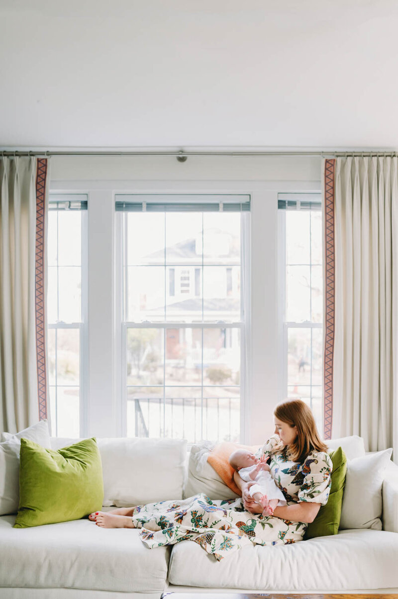 Anne-Brooks-newborn-mother-and-baby-alexandria-va