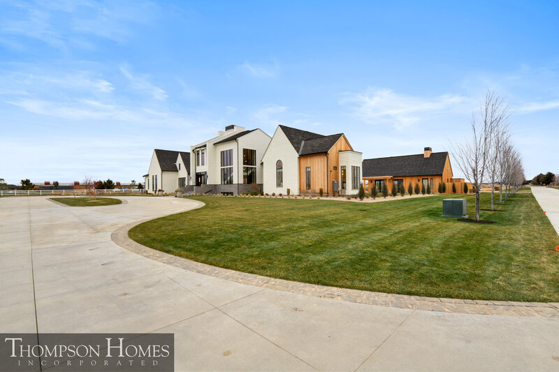Thompson-Homes-Chateau-Moderne-Meridian-Custom-Home-Builder-129