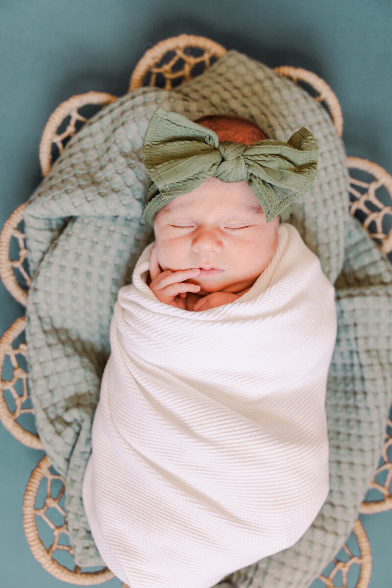 Natural and heartfelt hospital newborn photos capturing the first precious hours