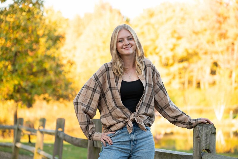 SeniorPhotosMedinaPositivelyPortraits-7