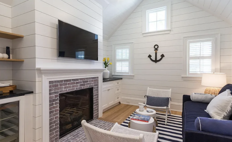 Salty-Havens-Coastal-Home-Design-New-England43