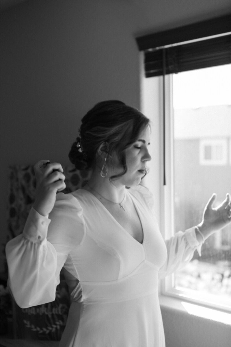 classic-and-documentary-style-wedding-photography-15