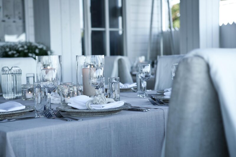 Beautiful table setting for an Austin destination wedding