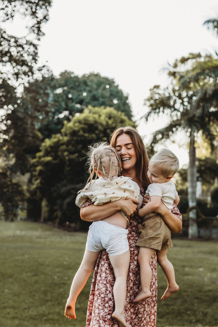 hugging children, greenbank photographer queensland