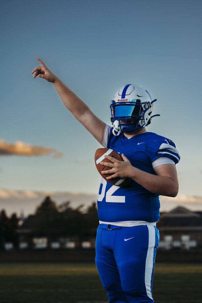Ionia Senior with car