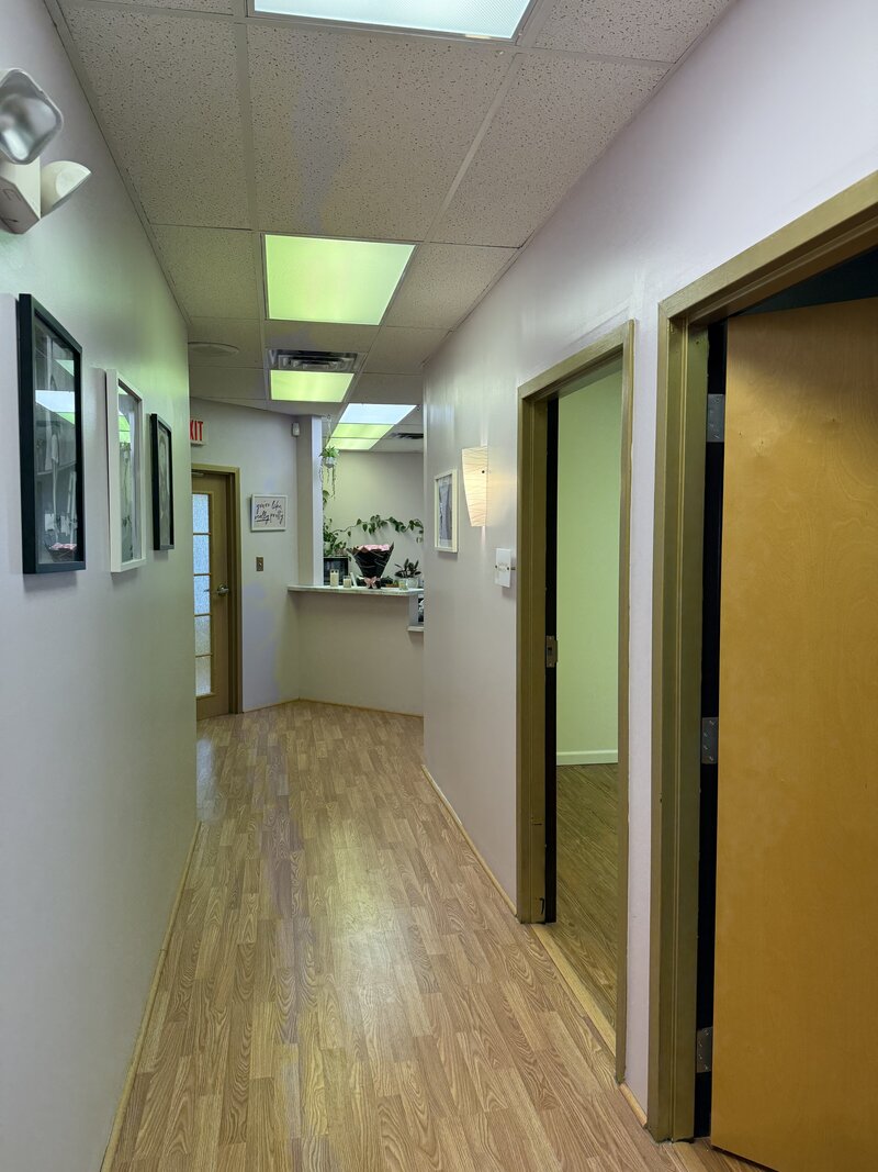 salon suite for rent in Avon, Indiana