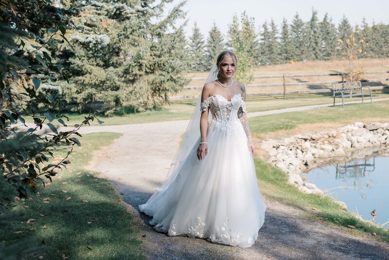 Edmonton Wedding Photos - Pine and Pond Wedding Venue (45)