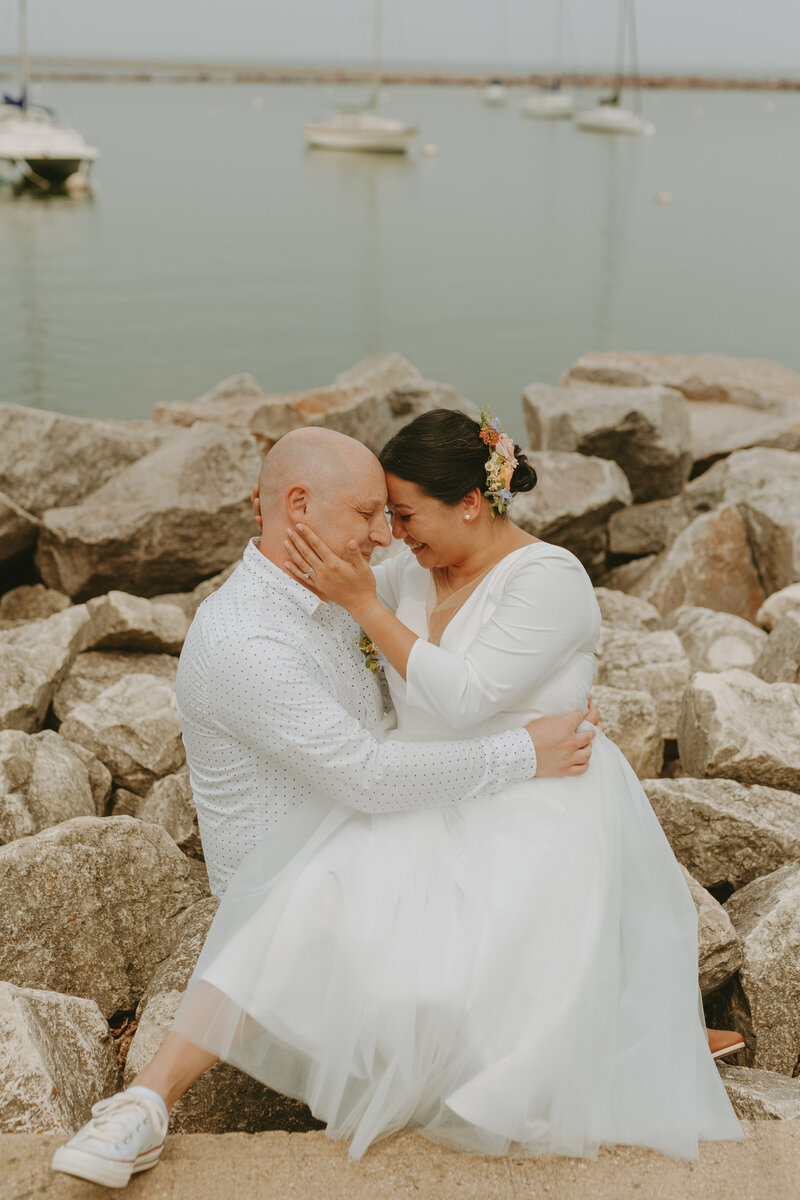 Jessica Frigge Photography is an elopement photographer in Milwaukee, Wisconsin