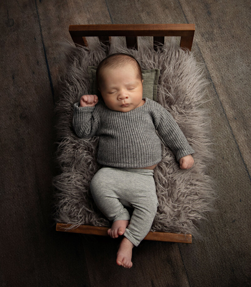 newbornbabyboynewfamilynewbabybestphotographertudiofamilybirthdaynewbornboyamilynewborngirlfirstbirthdayportraiturephotographystudioportraitsnewborngirlboyfamilyEvaMaganaPhotographychildphotographer (7 of 43)