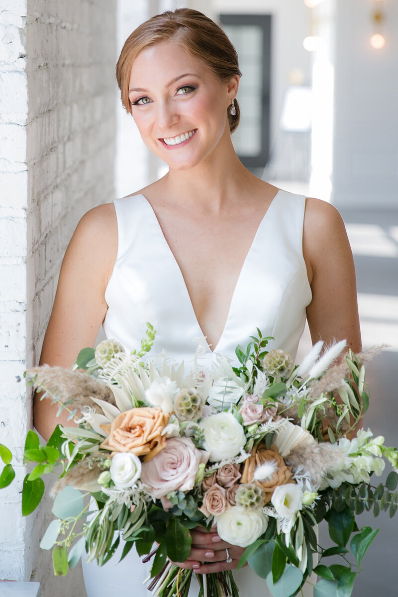 bride holding boutique in Columbus, Ohio