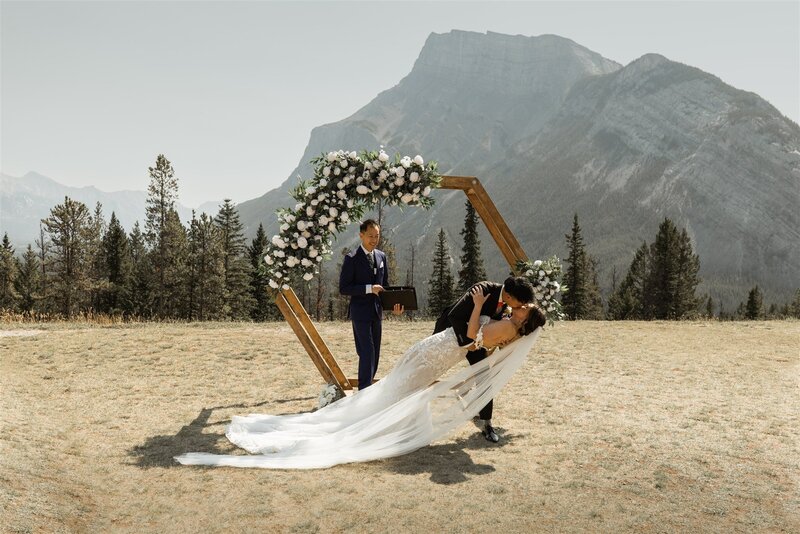 Hexagon arch 2-Rori Ranch Rentals