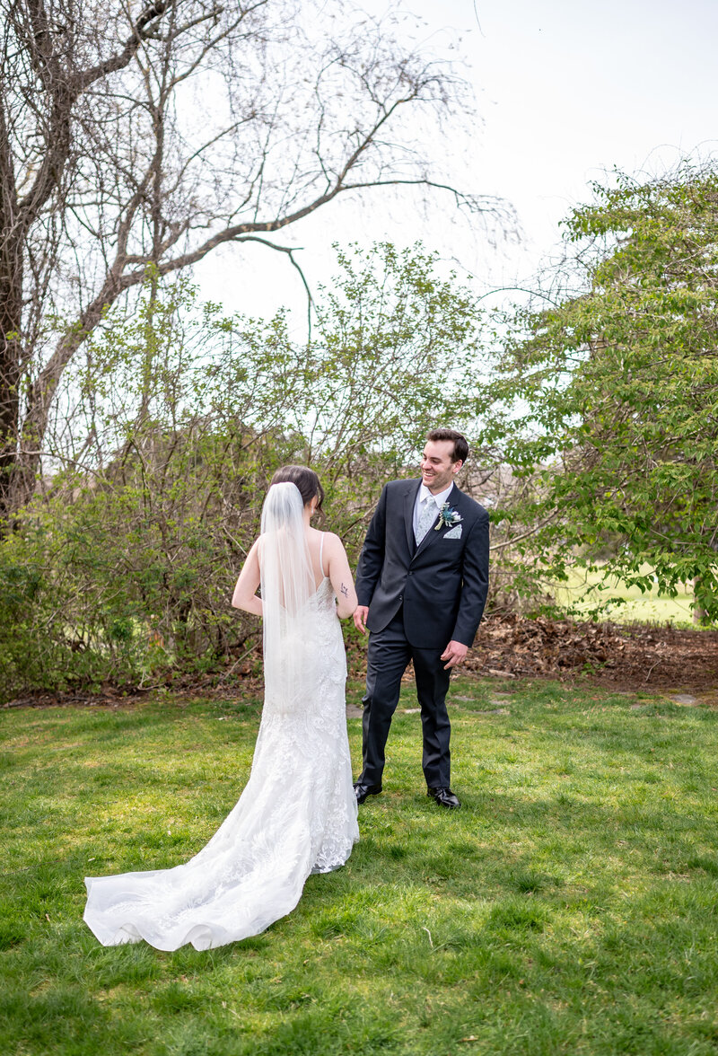 Elizabeth-Kevin_WeddingPreviews_13