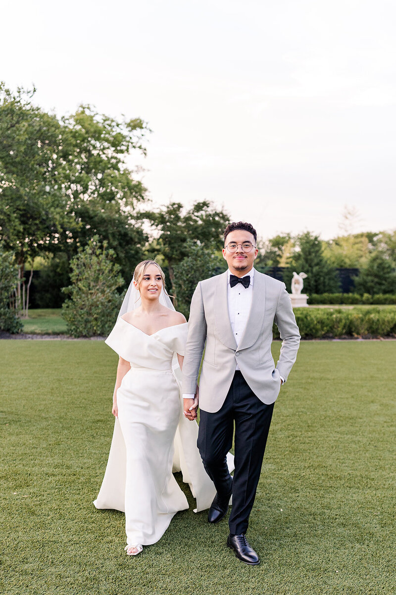 Lorena Ferraz and Gustavo Antonio Wedding _ Marissa Reib Photography _ Tulsa Wedding Photographer-898