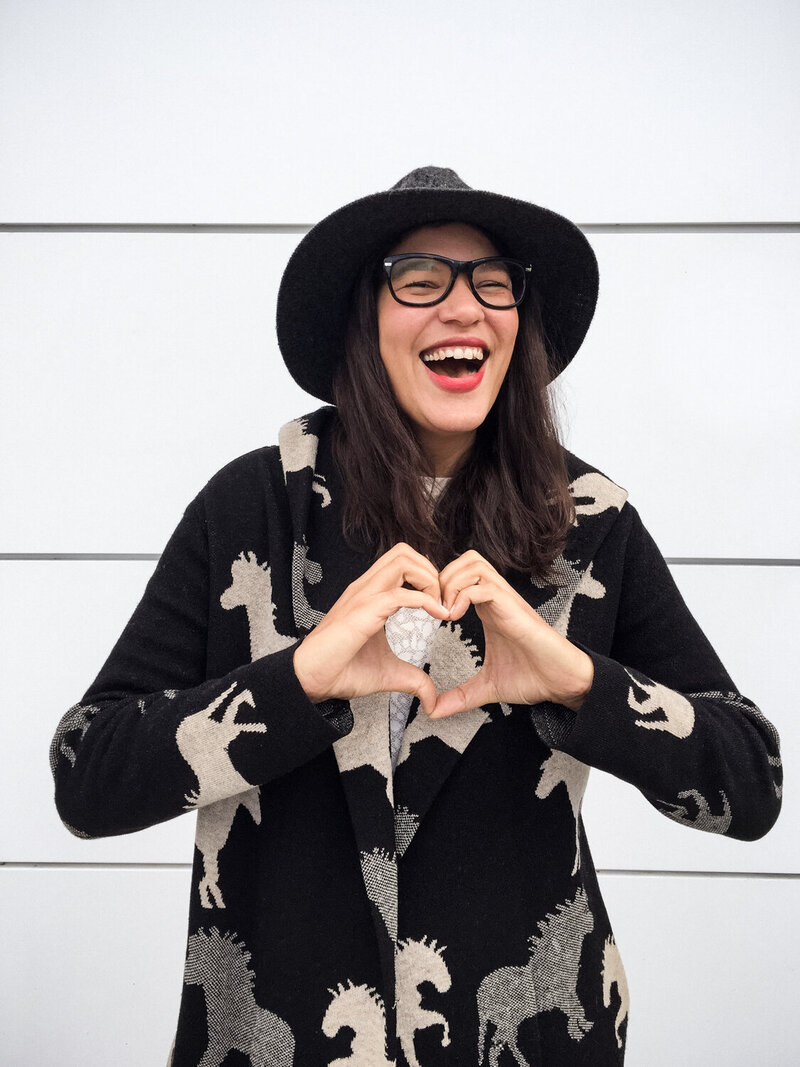 danielle-portrait-horse-coat-nov-2016-1